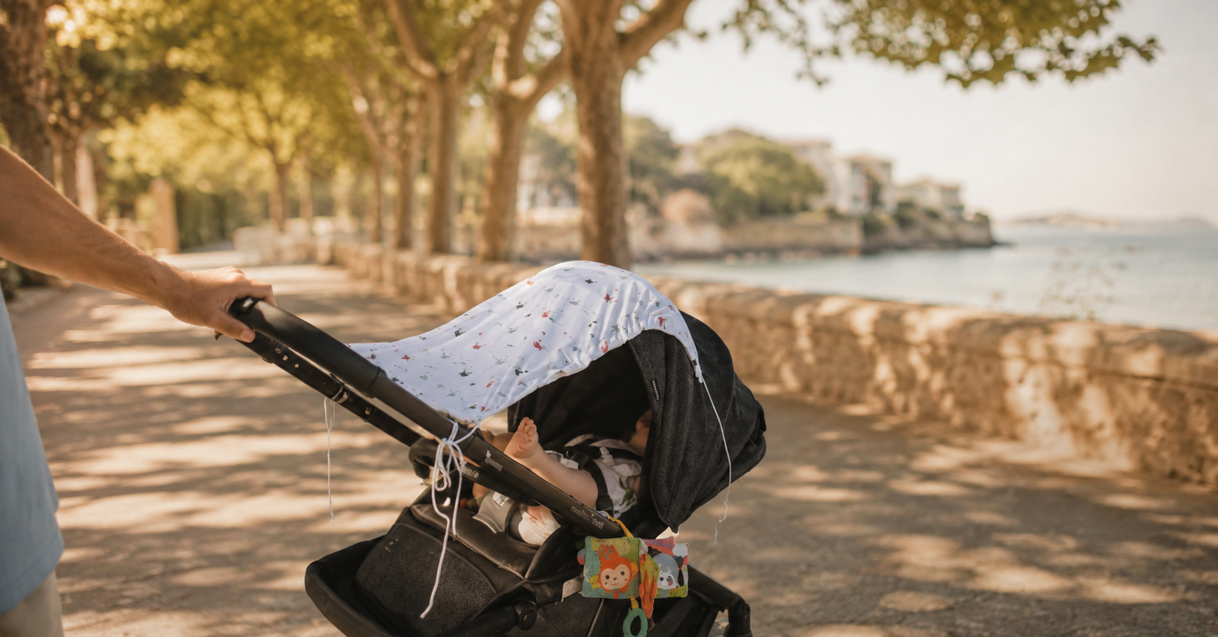 Tissu anti-UV UPF 50+ : qu’est-ce que c’est et pourquoi c’est essentiel pour protéger bébé ?