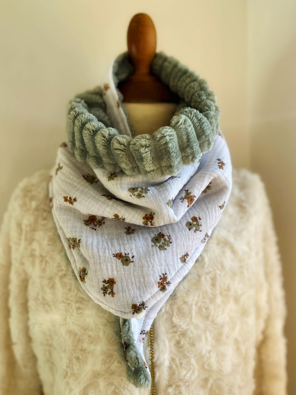 Foulard triangle chaud pour enfants