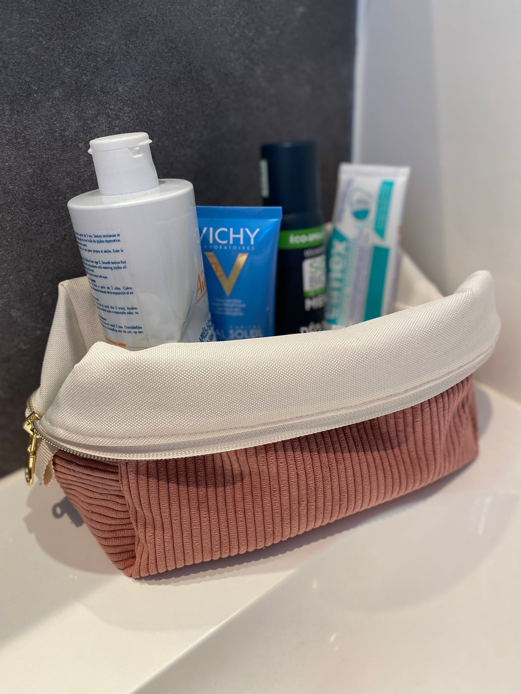 Trousse de toilette en velours fait main