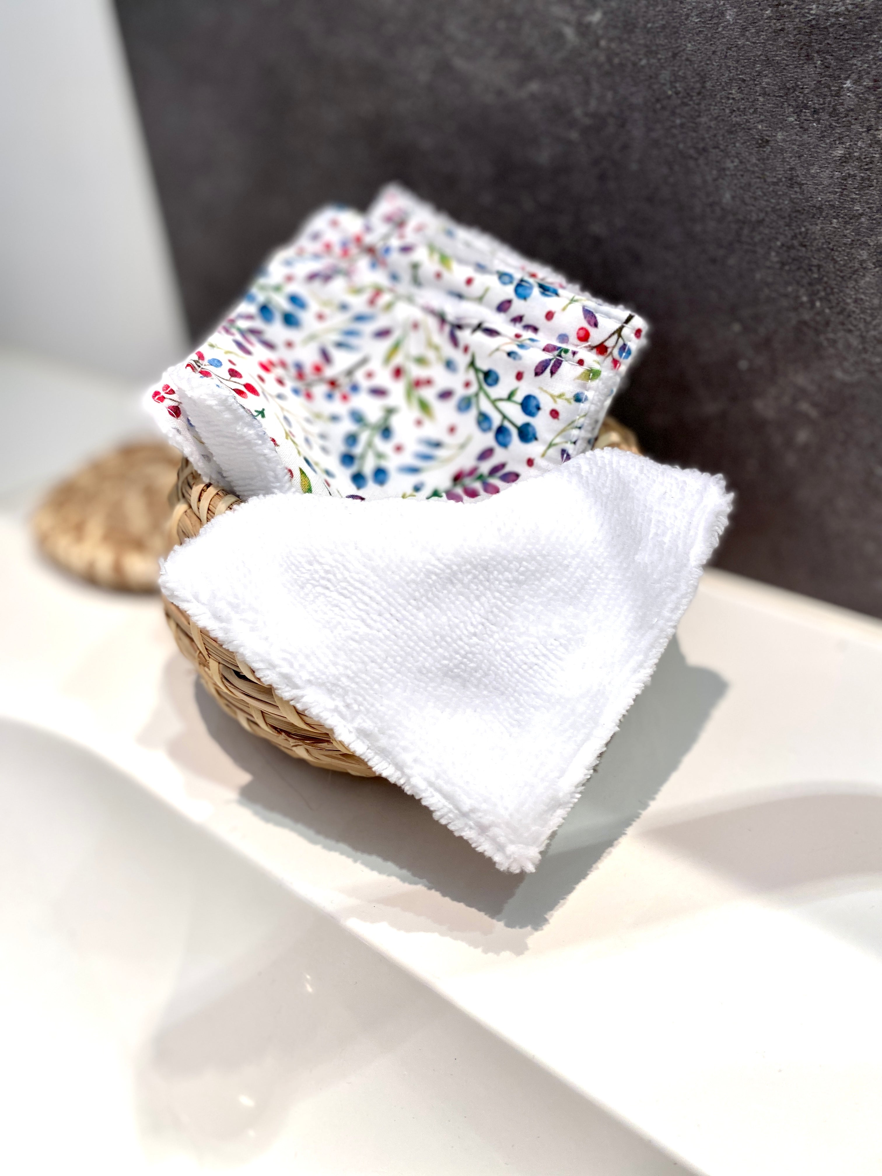 5 pads demaquillants lavables et réutilisables en coton et bambou