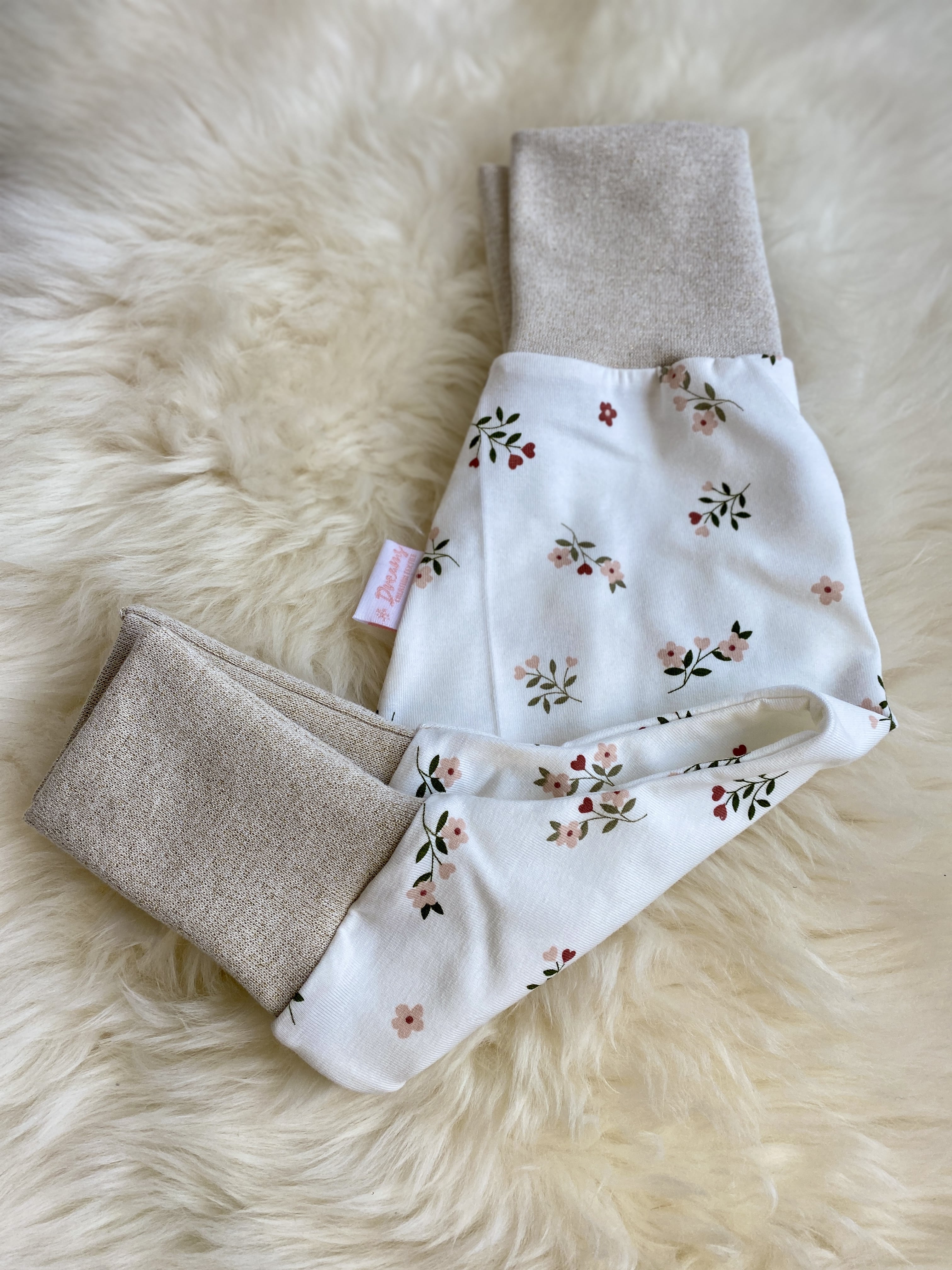 Pantalon bébé évolutif motif doux et fleuris
