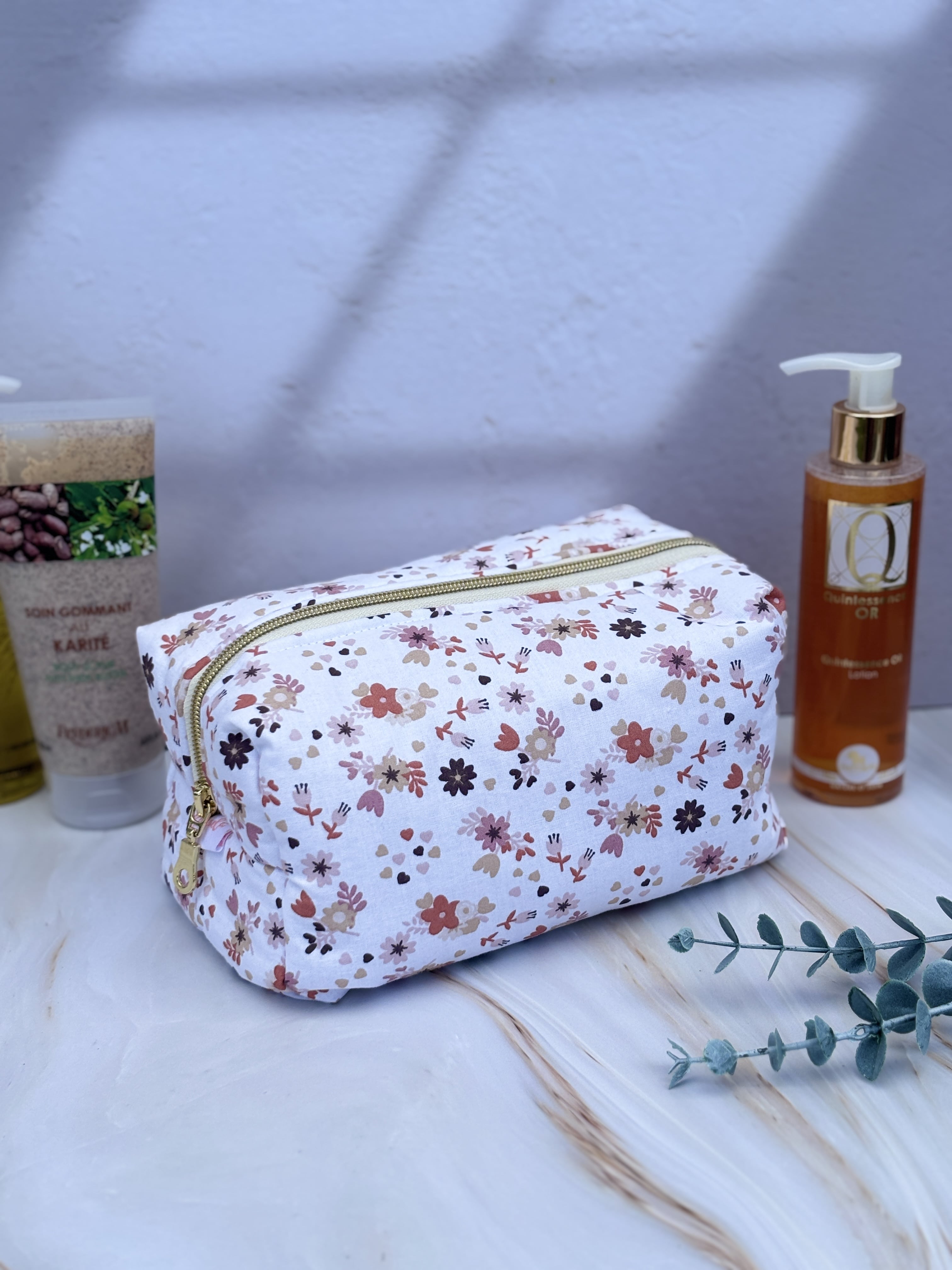trousse de toilette artisanale pour femme avec poches