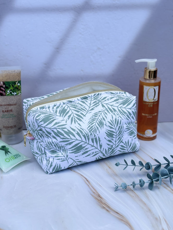 trousse de toilette fait main avec intérieur imperméable